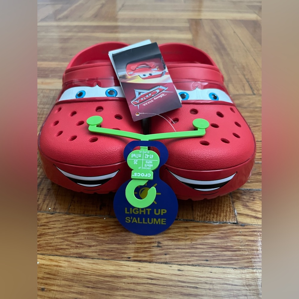 Lightning McQueen Crocs 2023 Brand New bought from Crocs in store.